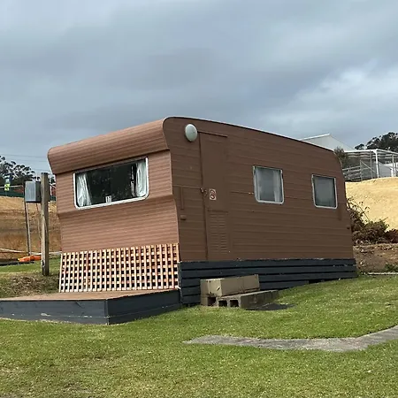 Batemans Bay Holiday Park & Hostel-2